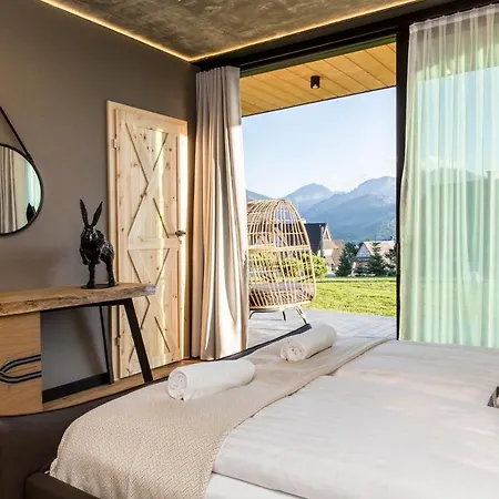 Udanypobyt Omg * 코스실리스코