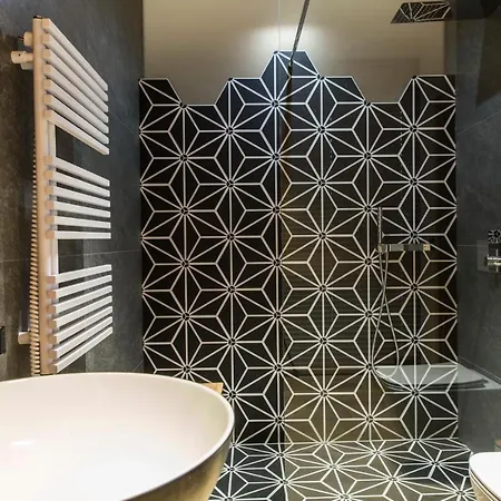 샬레 Udanypobyt Omg 코스실리스코