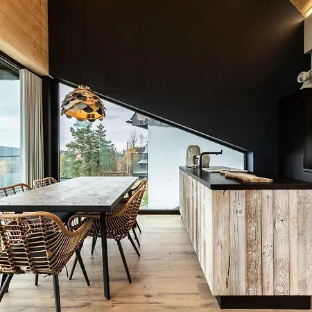 Udanypobyt Omg 코스실리스코